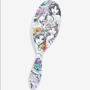 ISO!!!! The Disney Princess Wet Brush!!!